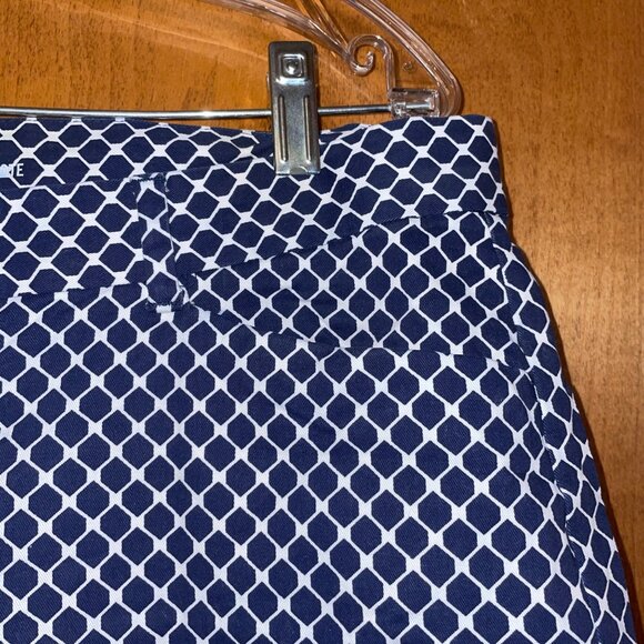 Navy White Geometric Pattern Womens Pants Size 16 Cropped Slim Fit Khakis Gap - Picture 2 of 7
